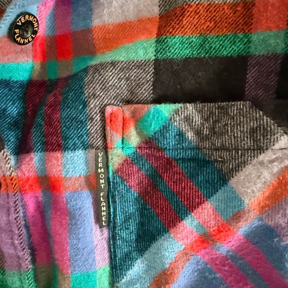 Vermont Flannel Company Colorful Plaid Button-Up Shirt - Size Large - Picture 2 of 8